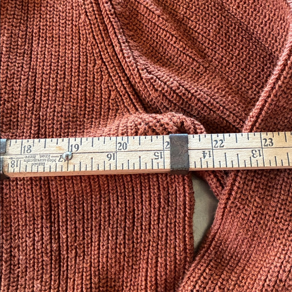 GAP Warm Brown Knit Sweater Gap Women's M Long Sleeve Waist Coat Classic Style - Picture 14 of 16